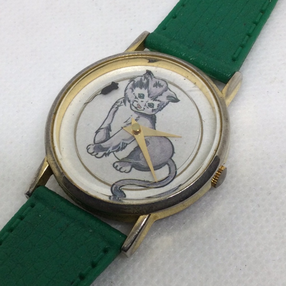 Cute Cat Vintage Women's Watch With Green Band